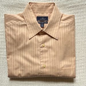 Dockers dress shirt with pocket well maintained and clean M 15-15 1/2